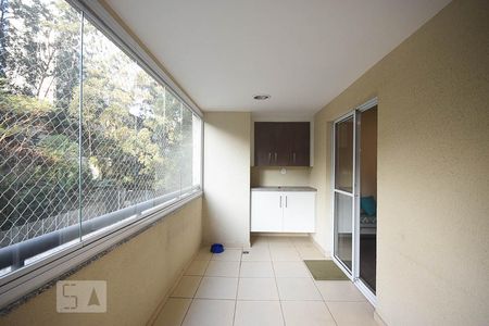 Varanda de apartamento à venda com 2 quartos, 84m² em Vila Andrade, São Paulo