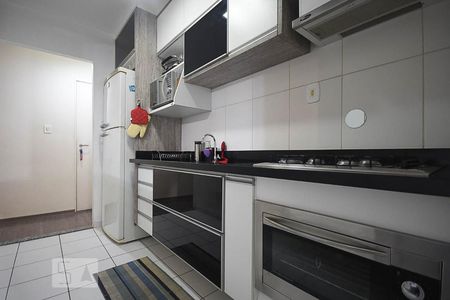 Apartamento à venda com 84m², 2 quartos e 2 vagasCozinha