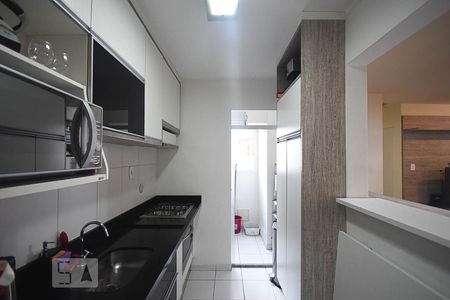 Apartamento à venda com 84m², 2 quartos e 2 vagasCozinha