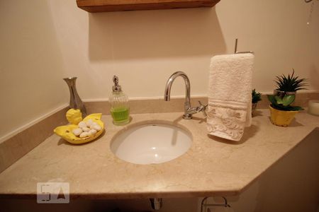 Apartamento para alugar com 58m², 1 quarto e 2 vagasPia