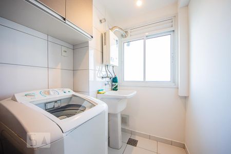 Lavanderia de apartamento à venda com 2 quartos, 64m² em São Geraldo, Porto Alegre