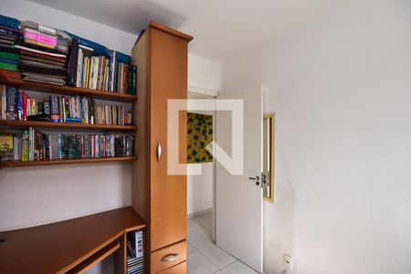 Quarto 1 de apartamento para alugar com 2 quartos, 45m² em Jardim Novo Taboão, São Paulo