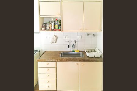 Apartamento para alugar com 100m², 3 quartos e 1 vaga Apartamento para alugar com 100m², 3 quartos e 1 vagaCozinha