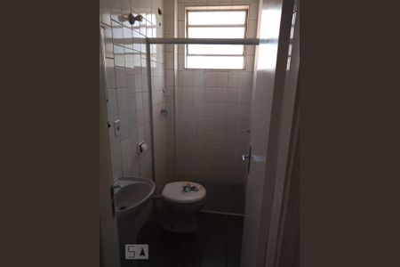 Banheiro de apartamento para alugar com 2 quartos, 47m² em Fundação da Casa Popular, Campinas