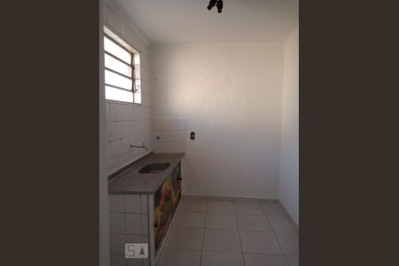 Cozinha de apartamento para alugar com 2 quartos, 47m² em Fundação da Casa Popular, Campinas