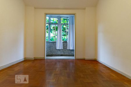 Quarto 1 de apartamento à venda com 2 quartos, 70m² em Leblon, Rio de Janeiro