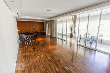 Sala de apartamento à venda com 3 quartos, 246m² em Perdizes, São Paulo