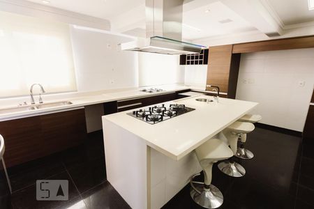 Apartamento à venda com 246m², 3 quartos e 5 vagasCozinha