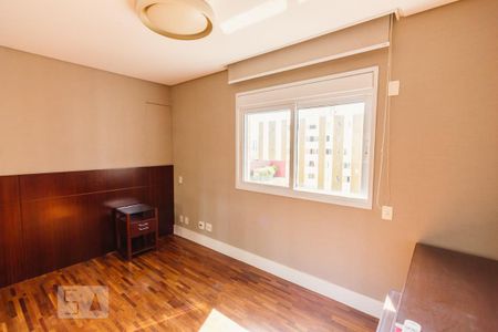 Apartamento à venda com 246m², 3 quartos e 5 vagasQuarto 02