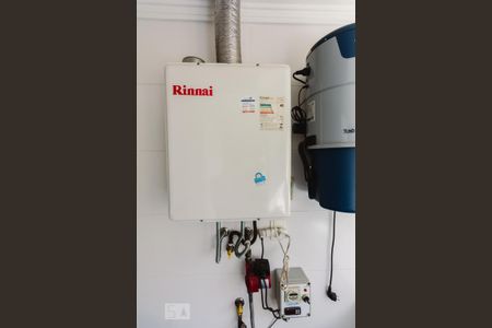 Apartamento à venda com 246m², 3 quartos e 5 vagasGás Encanado