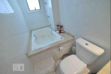 Apartamento à venda com 60m², 2 quartos e 1 vagaDetalhe Banheiro