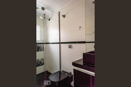 Apartamento à venda com 120m², 2 quartos e 1 vaga Apartamento à venda com 120m², 2 quartos e 1 vagaBanheiro 1 - Suíte