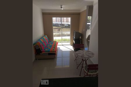 Sala de apartamento para alugar com 2 quartos, 45m² em Vila Marieta, Campinas