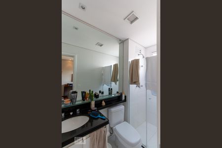 Apartamento para alugar com 253m², 4 quartos e 4 vagas Apartamento para alugar com 253m², 4 quartos e 4 vagasBanheiro da suíte 3