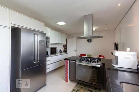 Apartamento para alugar com 253m², 4 quartos e 4 vagas Apartamento para alugar com 253m², 4 quartos e 4 vagasCozinha