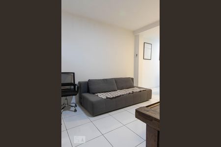 Sala de apartamento para alugar com 1 quarto, 35m² em Recreio dos Bandeirantes, Rio de Janeiro