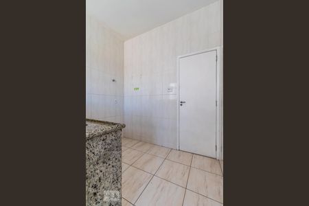 Apartamento à venda com 64m², 2 quartos e sem vaga Apartamento à venda com 64m², 2 quartos e sem vagaCozinha