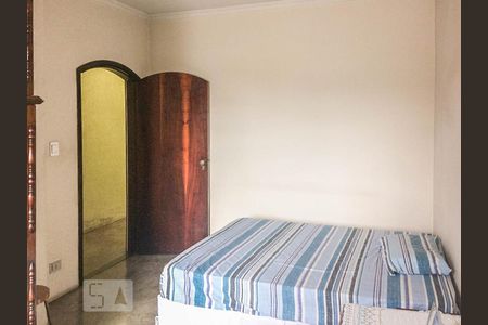 Quarto 2 de casa para alugar com 3 quartos, 180m² em Vila Santana, São Paulo