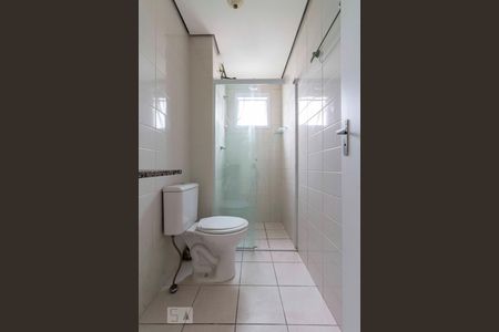Banheiro de apartamento à venda com 2 quartos, 49m² em Itaquera, São Paulo