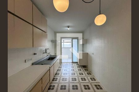 Cozinha de apartamento para alugar com 3 quartos, 93m² em Chácara Santo Antônio (zona Sul), São Paulo