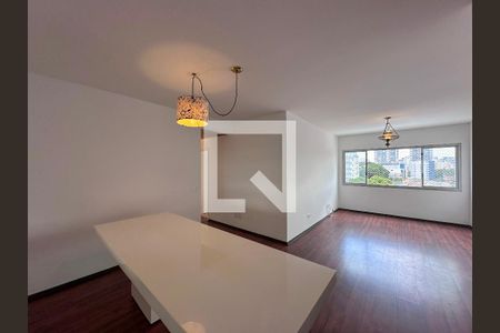 Apartamento para alugar com 3 quartos, 93m² em Chácara Santo Antônio (zona Sul), São Paulo
