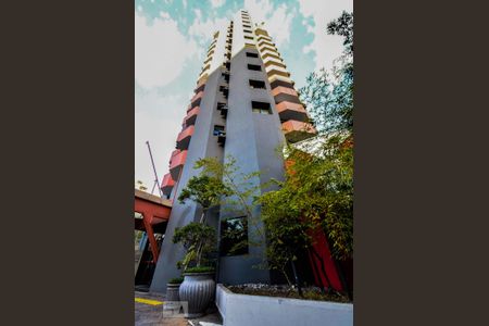 Prédio  de kitnet/studio para alugar com 1 quarto, 37m² em Brooklin Paulista, São Paulo
