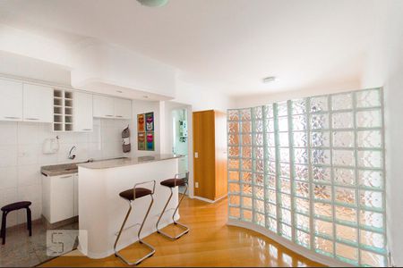 Sala de kitnet/studio à venda com 1 quarto, 30m² em Santa Cecília, São Paulo