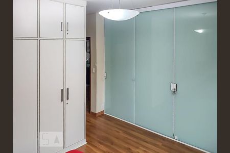 Apartamento para alugar com 264m², 2 quartos e sem vagaSuíte - Armários