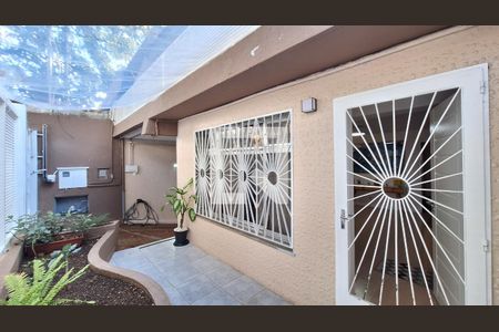 Detalhe de casa à venda com 5 quartos, 400m² em Vila Anglo Brasileira, São Paulo