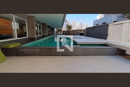 Studio para alugar com 46m², 1 quarto e 1 vaga Studio para alugar com 46m², 1 quarto e 1 vagaÁrea comum - Piscina