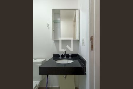 Studio para alugar com 46m², 1 quarto e 1 vaga Studio para alugar com 46m², 1 quarto e 1 vagaBanheiro