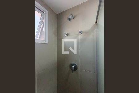 Banheiro de kitnet/studio para alugar com 1 quarto, 46m² em Perdizes, São Paulo