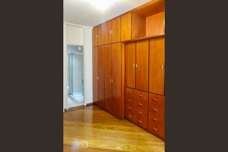 Suíte de apartamento para alugar com 3 quartos, 82m² em Alphaville Industrial, Barueri