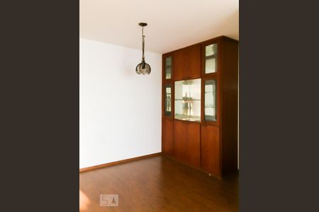 Sala de apartamento à venda com 2 quartos, 58m² em Vila Buarque, São Paulo