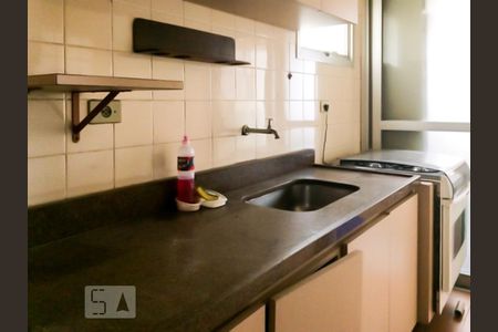 Cozinha de apartamento à venda com 2 quartos, 58m² em Vila Buarque, São Paulo