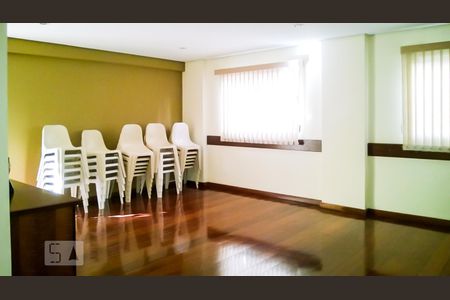 Apartamento à venda com 58m², 2 quartos e sem vagaSalão