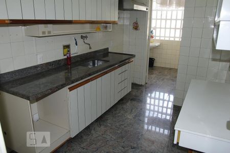 Apartamento para alugar com 78m², 2 quartos e 1 vagaCozinha