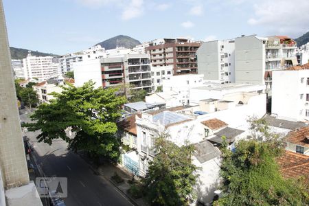 Apartamento para alugar com 78m², 2 quartos e 1 vagaVista