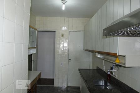 Apartamento para alugar com 78m², 2 quartos e 1 vagaCozinha