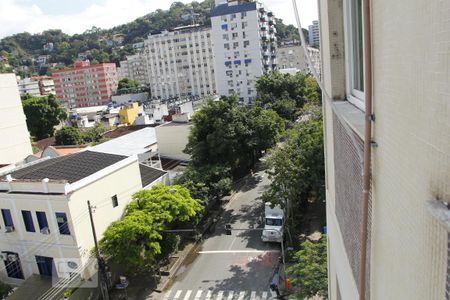 Apartamento para alugar com 78m², 2 quartos e 1 vagaVista