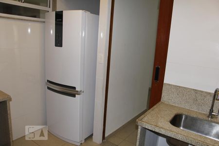 Apartamento para alugar com 78m², 2 quartos e 1 vagaSalão de festas - cozinha