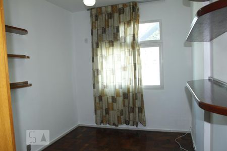 Quarto 1 de apartamento para alugar com 2 quartos, 78m² em Botafogo, Rio de Janeiro