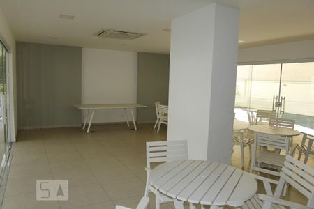 Apartamento para alugar com 78m², 2 quartos e 1 vagaSalão de festas