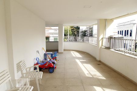 Apartamento para alugar com 78m², 2 quartos e 1 vagaPlayground