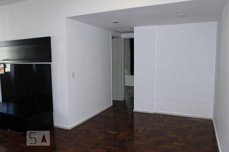 Sala de apartamento para alugar com 2 quartos, 78m² em Botafogo, Rio de Janeiro