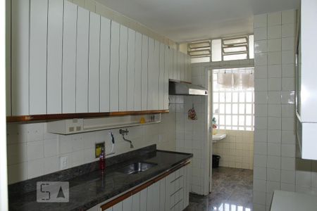 Apartamento para alugar com 78m², 2 quartos e 1 vagaCozinha