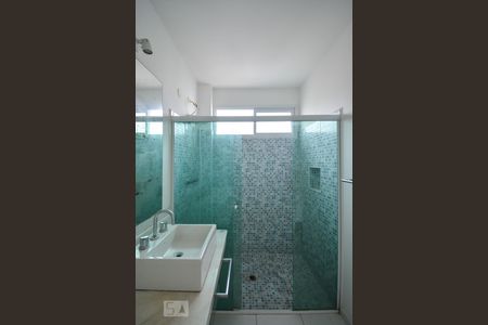 Apartamento para alugar com 98m², 2 quartos e 1 vagaBanheiro da suíte