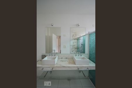 Apartamento para alugar com 98m², 2 quartos e 1 vagaBanheiro da suíte