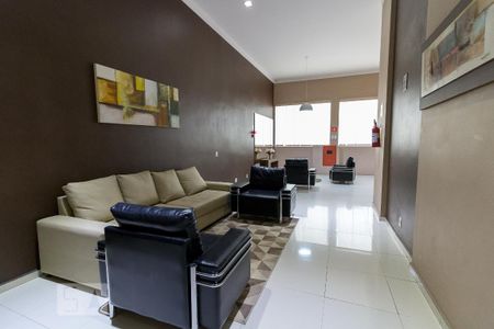 Apartamento para alugar com 55m², 2 quartos e 1 vagaHall de entrada do prédio