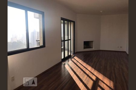 Sala de apartamento para alugar com 3 quartos, 120m² em Vila Suzana, São Paulo